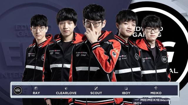 迷们对球队 迷们对球队